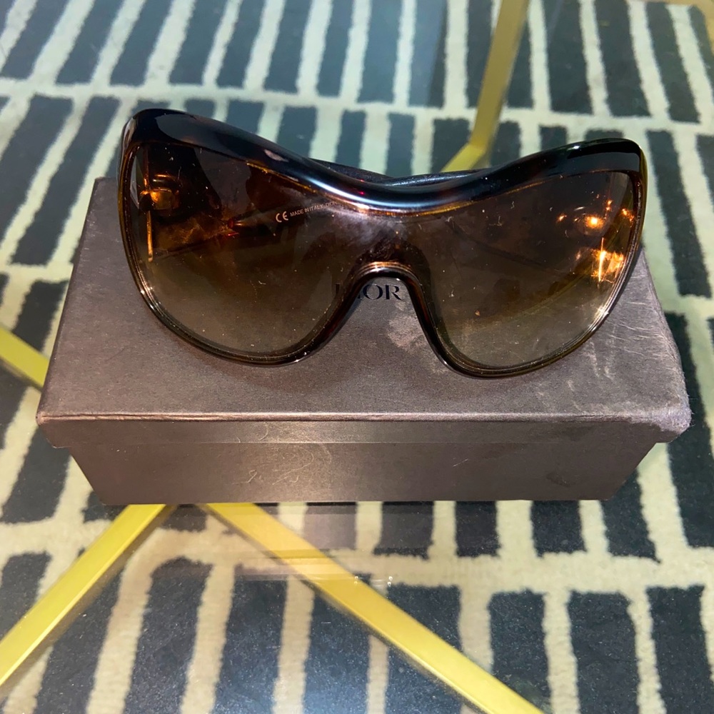 Auth Christian Dior Brown Shield Sunglasses